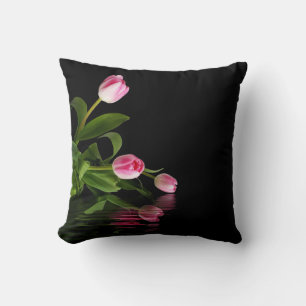 Almofada Tulipas Rosa com Reflexão de Água Negra