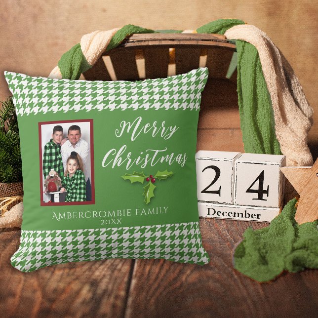 Almofada Um hotel verde e branco de férias único (Lovely green houndstooth Christmas pillow for your holidays.)
