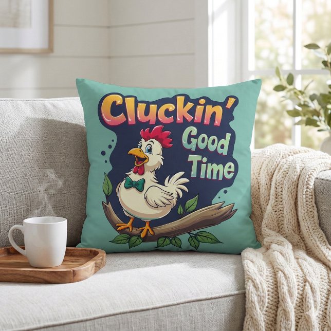 Almofada Um Tempo Muito Divertido Ilustração de Frango Engr (Cluckin' Good Time Funny Chicken Illustration Throw Pillow Mockup A)