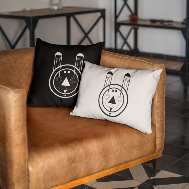 Almofada Usagi Coelho Geométrico Zodíaco (Style meets spirit - cozy up with this geometric Usagi Rabbit throw pillow.)