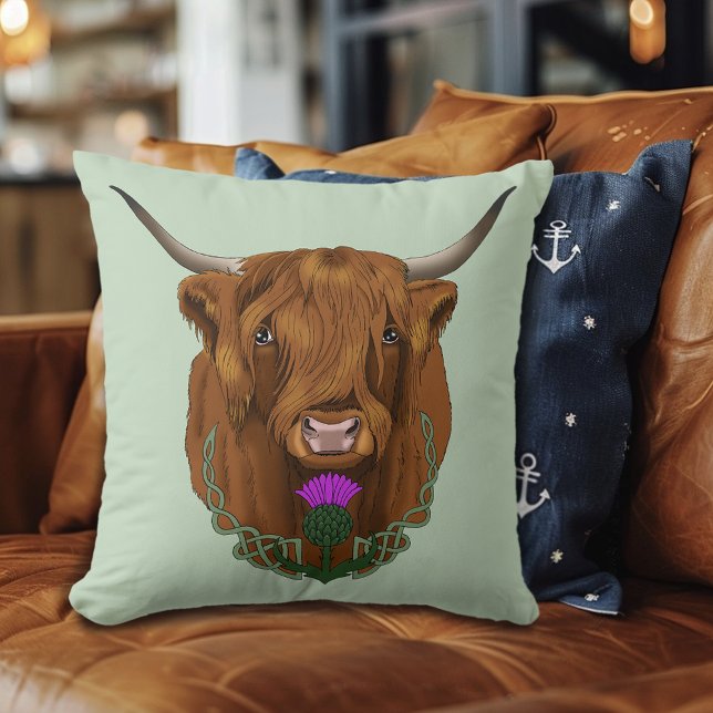 Almofada Vaca Escocesa das Terras Altas Roxa Cardo Celta (Criador carregado)