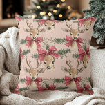 Almofada Veado bonito com Arco Vermelho | Natal Rosa<br><div class="desc">Adicione um toque confortável e festivo à sua casa com este Cachorro com Travesseiro de Natal Neutro do Arco Vermelho. Apresentando um adorável veado com um arco vermelho brilhante contra um fundo neutro, este travesseiro decorativo traz um charme quente e caprichoso de férias para qualquer espaço. Perfeito para acentuar sua...</div>