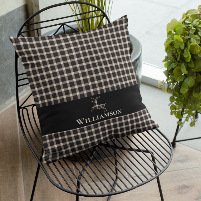 Almofada Veado do Monograma da Xadrez russa | Creme branco  (Criador carregado)