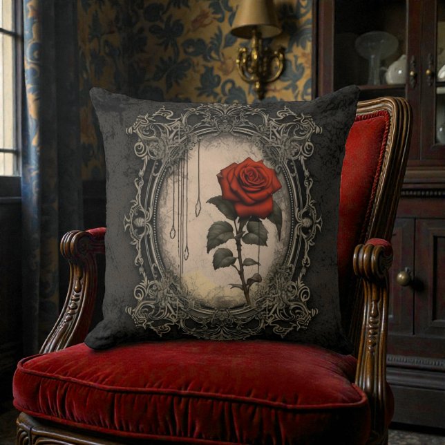 Almofada Velho Preto Vitoriano com Rosa Vermelha (Criador carregado)