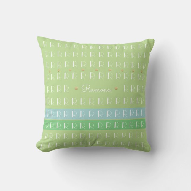 Almofada verde pastel com nome personalizado e boa inicial (Frente)
