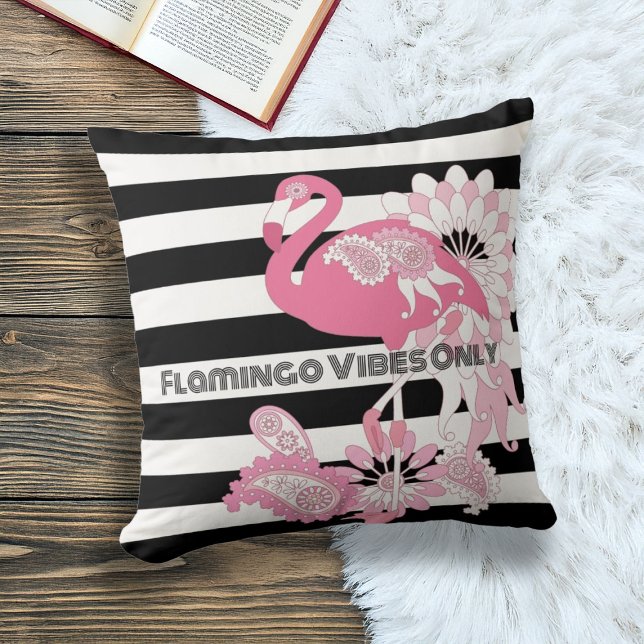 Almofada Vibes de Flamingo Rosa Apenas Listras Preto e Bran (Criador carregado)