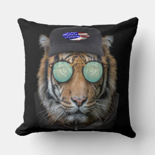Almofada Vida selvagem engraçada vestida de Bengal Tiger