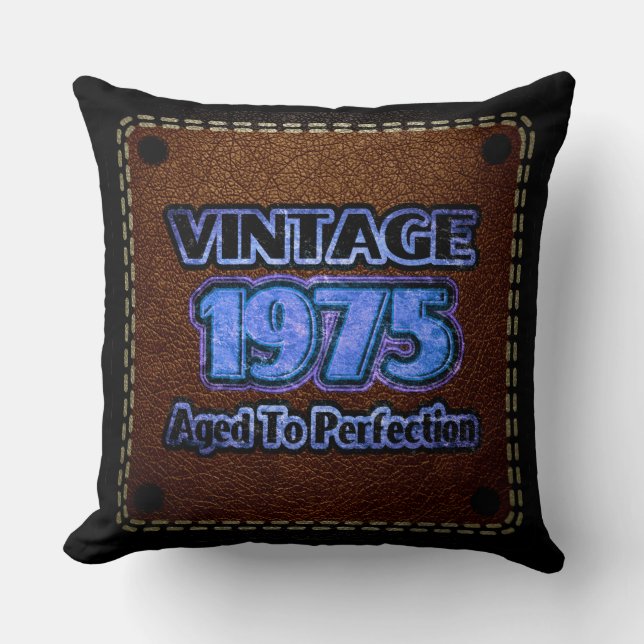 Almofada Vintage 1975 - Idade Para Perfecção (Frente)
