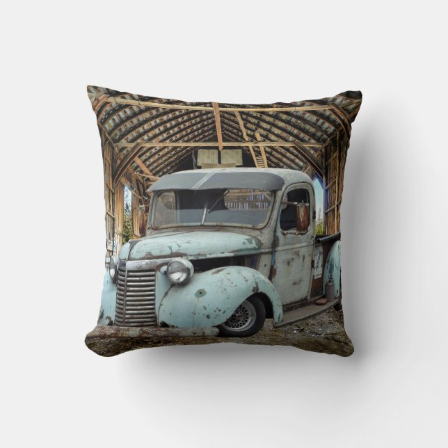Almofada Vintage Blue Truck Barn Russo (Frente)