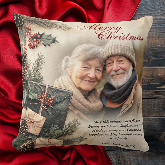 Almofada Vintage Holly Berries Beige Foto de Natal (Vintage Holly Berries Beige Photo Christmas Throw Pillow)