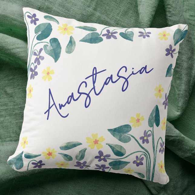 Almofada Violet Primrose Personalizado Mês de Nascimento de (February birth month flower personalized script name watercolor violet primrose art throw pillow)