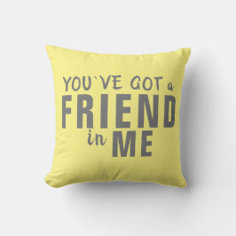 Almofada Você ˙ tem uma amizade amarela tipografia amistosa