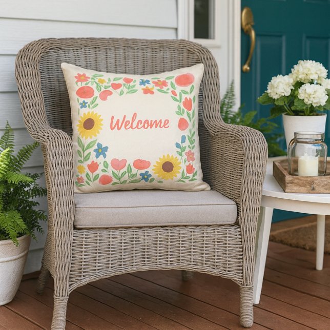 Almofada Watercolor Floral Welcome to our Home  (Welcome guests to your porch or outdoor space with a floral porch pillow )