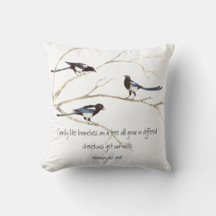 Almofada Watercolor Magpie Family Cote Natureza Animal