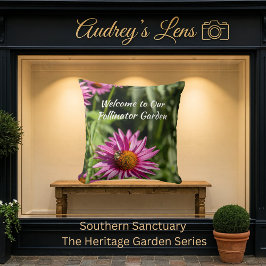 Almofada Welcome to our Pollinator Garden Floral
