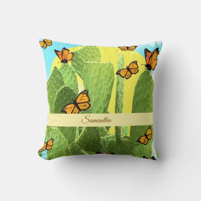 Almofada Whimsical Cactus And Butterflies (Frente)
