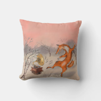 Almofada Whimsical Dancing Fox  Nature Inspired Home Decor