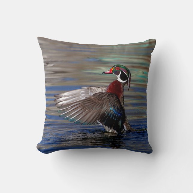 Almofada Wing Flapping Wood Duck (Frente)
