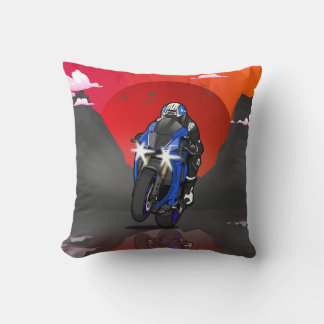 Almofada Yamaha R1 in the sunset