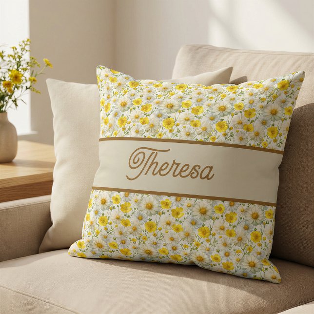 Almofada Yellow Wildflowers Pattern Monogram Name (Criador carregado)