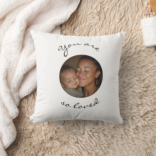 Almofada You Are Loved Personalized Photo Throw Pillow (Cobertor)