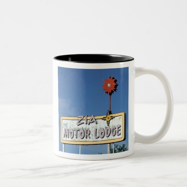 ALOJAMENTO de MOTOR de ZIA - caneca (Direita)