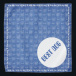 Ame-Me Ame O Meu Melhor Cachorro Casando Bandana<br><div class="desc">Para o melhor cachorro vestir no seu casamento. Um bandana em um padrão azul com patas e ossos de cachos</div>