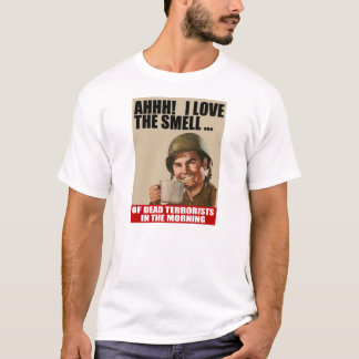 Ame o cheiro do t-shirt inoperante dos terroristas