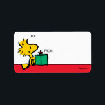 Amendoins | Etiqueta de presente de Natal em Woods<br><div class="desc">Veja esta divertida design de Natal Peanuts com Woodstock.</div>