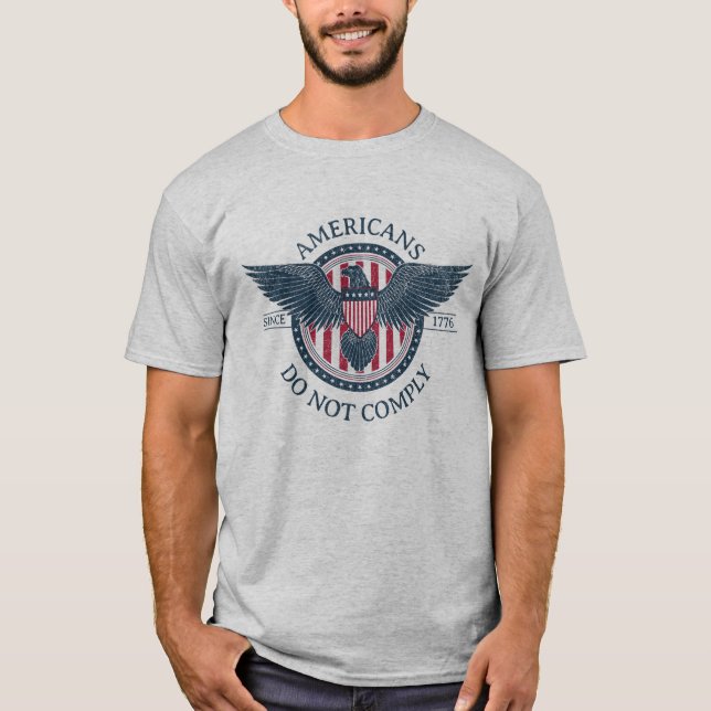 Americanos não cumprem camiseta (Frente)