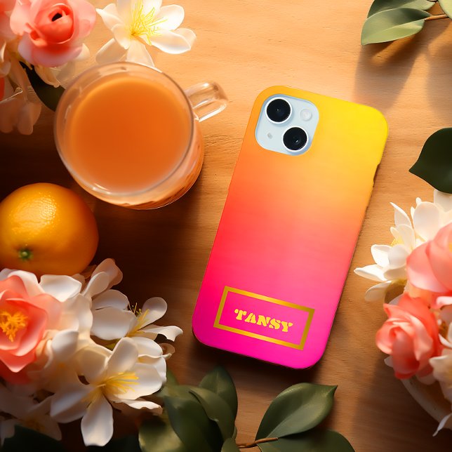 Amigo Compatível Vibrante Amarelo e Laranja Cor-de (Vibrant Ombre Pink Orange and Yellow iPhone 15 Phone Case)