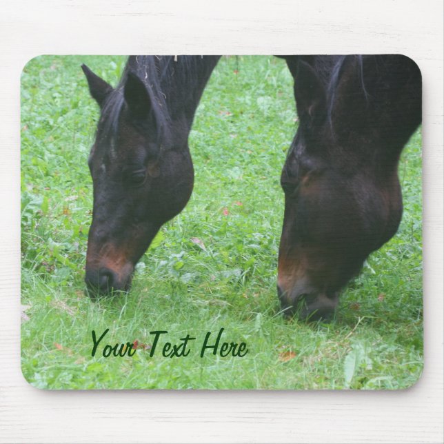 Amigos Cavalos Grazing Animal Mousepad (Frente)