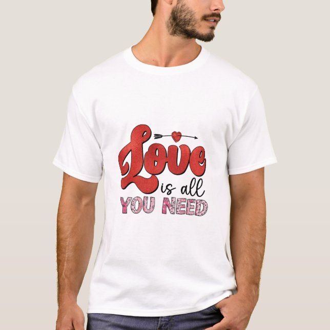 Amor é tudo que você precisa de camisa (Frente)