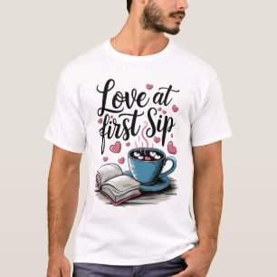 Amor no Primeiro Sip - Engraçado Camisa do Café