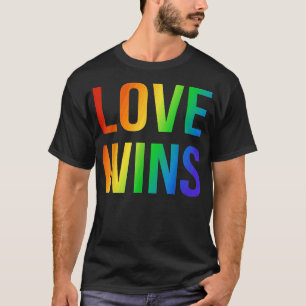 AMOR WINS T-shirt