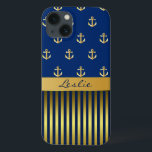 Anchors and Stripes Samsung Nota 4 Case<br><div class="desc">Na moda Samsung Nota 4 feita com gráficos de âncoras douradas sobre fundo azul, na metade superior do gabinete. O fundo do gabinete tem um padrão de riscas douradas e azuis, com uma banda dourada, ao longo do meio. Personalize o texto azul escuro, na banda do ouro, para você mesmo...</div>