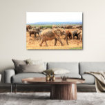 Andamento de elefante por canvas de rebanho enquad<br><div class="desc">A fotografia africana da vida selvagem do Pathblazer Studios sobre este produto é um lembrete perfeito para quem quer que tenha feito uma visita à África para ver a vida selvagem africana e todas as suas maravilhas. Temos uma variedade de fotos originais e designs feitos por medida para você, então,...</div>