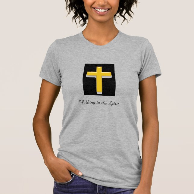 Andando no Espírito/ Camiseta da Mulher Cruzada (Frente)