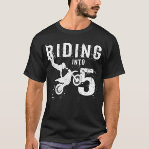 Andando Para Uma Camisa De Aniversário De 5 De 5