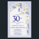 Aniversário de 30 anos Azul Branco Orçamento Convi<br><div class="desc">O modelo Elegante aniversário de 30 anos apresenta um arco floral Boho feito de margaridas brancas e flores silvestres azuis. Este elemento faz parte da Coleção Floral de Azul e Branco da Arca de Boho.</div>