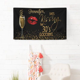 aniversário de 40 anos - Ela está beijando seu ade