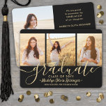 Anúncio 4 Colagem de Graduação de Fotos Preta e Script Dou<br><div class="desc">Compartilhe a alegria de um segundo grau ou formandos com estes anúncios personalizados de 4 colagens de fotos em preto e ouro. Todas as imagens e textos são simples de personalizar. (DICA DE IMAGEM: Uma maneira fácil de centralizar uma foto exatamente como você deseja é recortá-la antes de carregá-la no...</div>