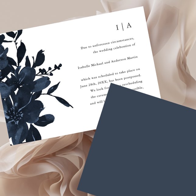 Anúncio Adiamento de casamento floral índigo escuro (Criador carregado)