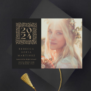 Anúncio Classe de Foto de Ano de Folha de Graduação 2024