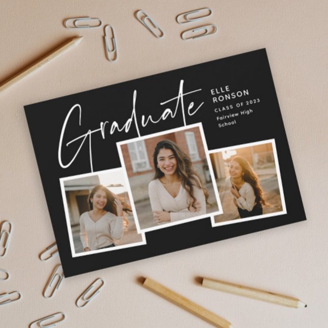 Anúncio Colagem de Fotos de Graduação com Letra Moderna Fo (Modern script photo collage black and white graduation announcement card.)