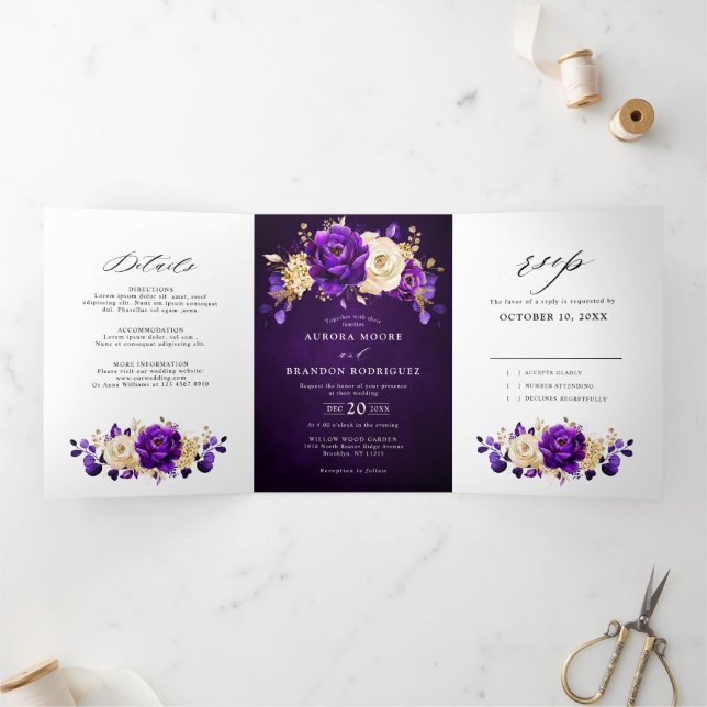 Anúncio Com Dobra Tripla Casamento Botânico Floral Roxo Real Dourado  (Dentro)