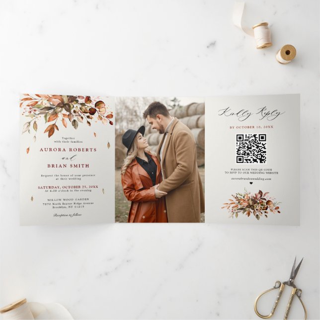 Anúncio Com Dobra Tripla Fall Autumn Deixa Casamento Russo de Boho (Dentro)