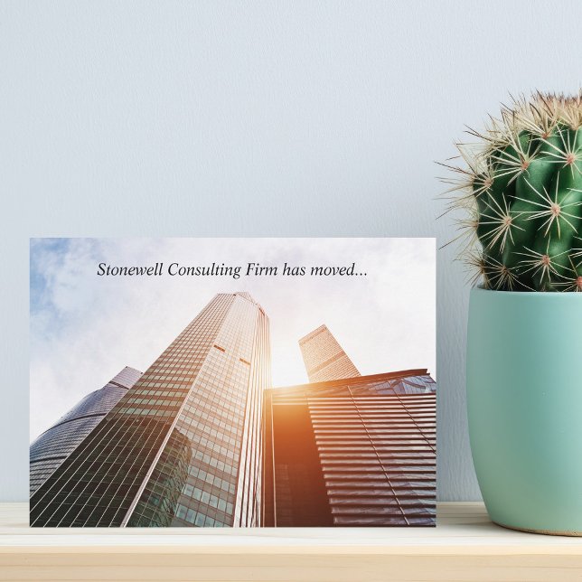 Anúncio Custom Office Building Photograph Business Moving (Criador carregado)