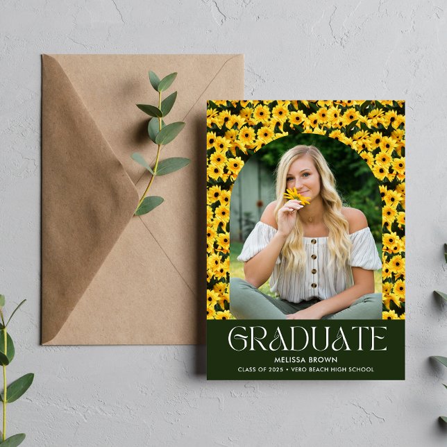 Anúncio Daisy Wildflower Photo Segundo grau Graduação (Daisy Wildflower Photo High School Graduation Announcement)