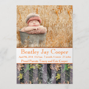 Anúncio de bebê laranja e camuflagem